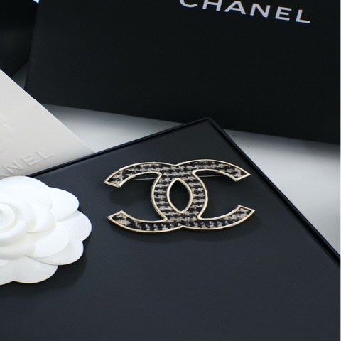 Chanel22K棕色格纹毛呢胸针