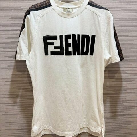 💎Han's house精品服飾💎FENDI 芬迪 短 T 義大利製 男女共穿 現貨 XS ~ M