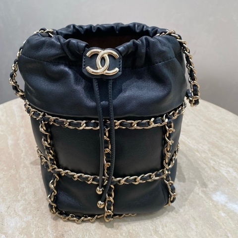 Chanel/香奈兒 格子黑銀羊皮小號鳥籠 抽繩小水桶包 皮穿鏈 鏈條斜挎包小桶包菜籃子包，