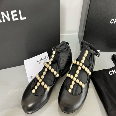 CHANEL 香奈兒《全新》珍珠瑪莉珍平底鞋 Mary Jane 黑色｜36C｜專櫃正品 全配