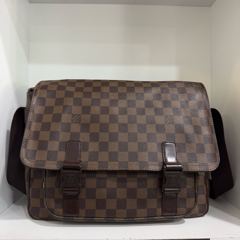 LouisVuitton 路易威登棋盤格翻蓋公文包郵差包尺寸32x10.5x26