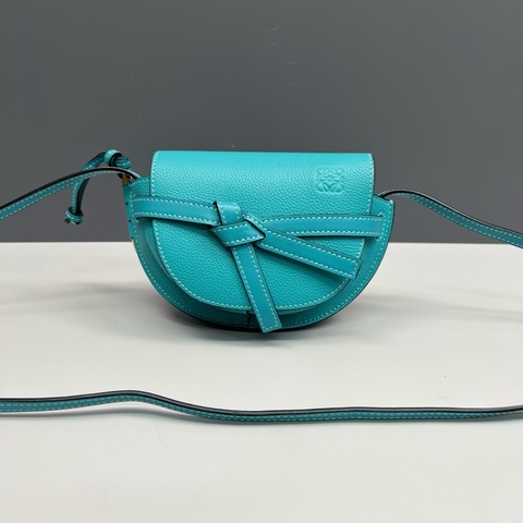 Loewe羅意威 湖水藍全皮迷你gate馬鞍包 98新