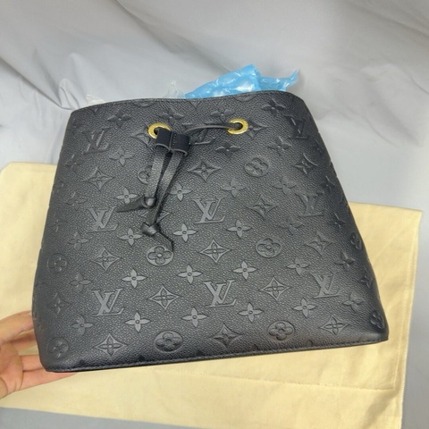 LV NeoNoe水桶包 黑色壓紋 全新未使用 帶膜