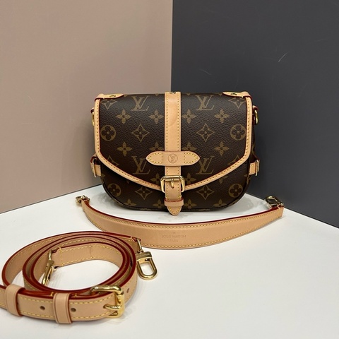 路易威登/Louis Vuitton Saumur Bb 芯片款 雙子星復古馬鞍包郵差包單肩包斜挎包手提包 棕色