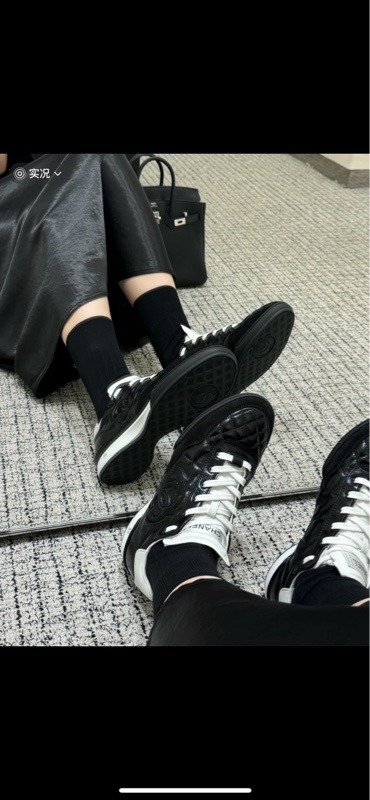 Chanel 香奈儿 26A 爆款黑白熊猫平底鞋
