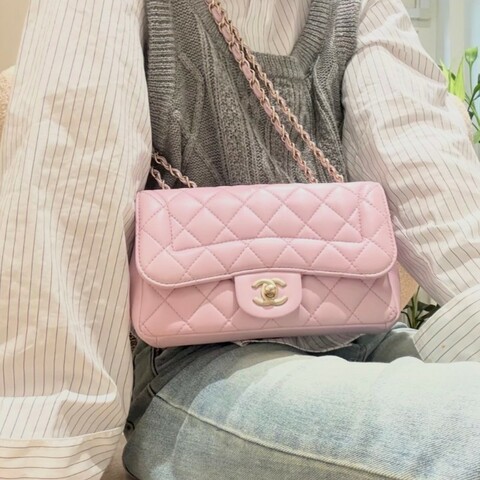 Chanel香奈兒CF系列鏈條包粉色金扣 羊皮
