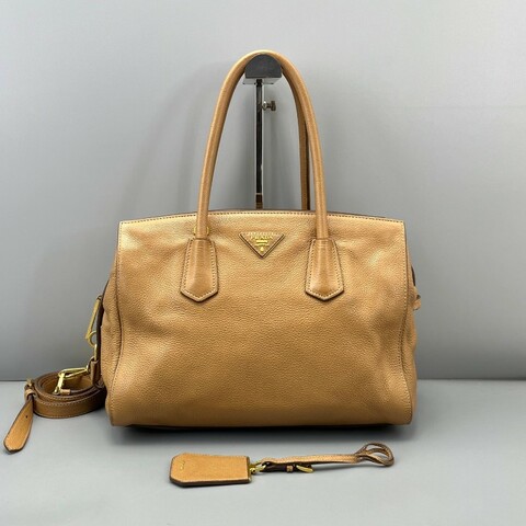 Prada 手提托特包焦糖色