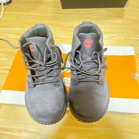 Timberland防潑水中筒靴24.5