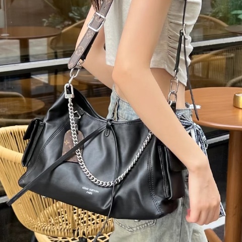 Louis Vuitton路易威登carryall cargo pm 小號黑武 士芯片款近全新