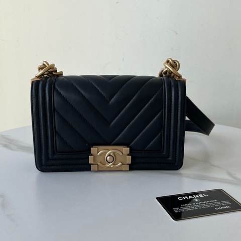 chanel leboy20 牛皮v型小號 香奈兒黑色