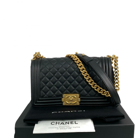 △ CHANEL 香奈兒 Black Lambskin Boy 25 Gold Tone Metal Chain Shoulder Bag 黑色小羊皮金色金屬鎖鏈肩背包 A67086-267014624