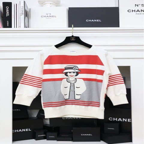 Chanel 01年秀款人像涂鸦pullover卫衣