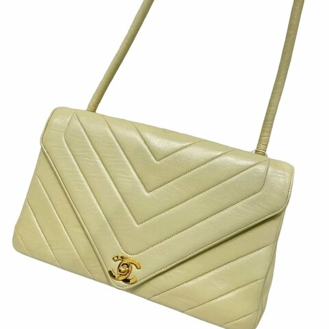 Chanel香奈兒V紋肩背包雙C扣