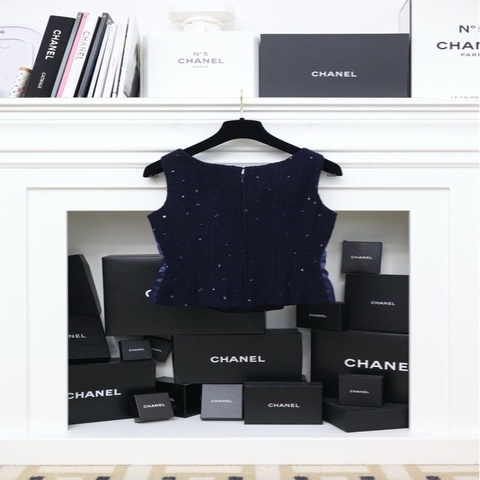 Chanel蓝色缎面拼接亮片收腰无袖背心马甲