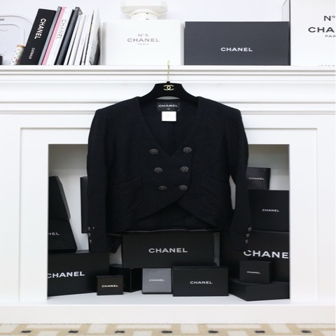 Chanel 13年黑色羊毛双排扣V领外套
