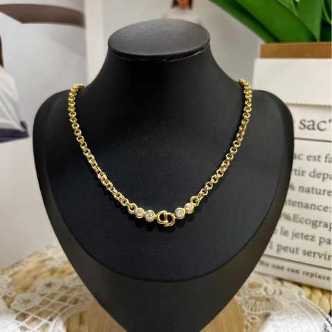 Dior CD鍍金水鑽鎖骨頸鏈(爆款款式）
