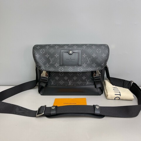 Louis Vuitton Voyager 黑武士老花郵差包 單肩斜挎包