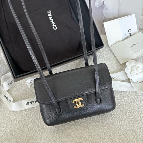 Chanel香奈兒 preppy cocomini黑金荔枝紋肩背包 芯片款