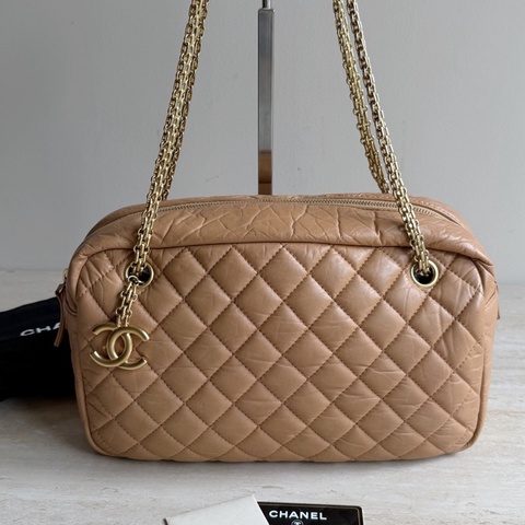 Chanel香奈兒棕色牛皮相機單肩包+14開 底長32cm
