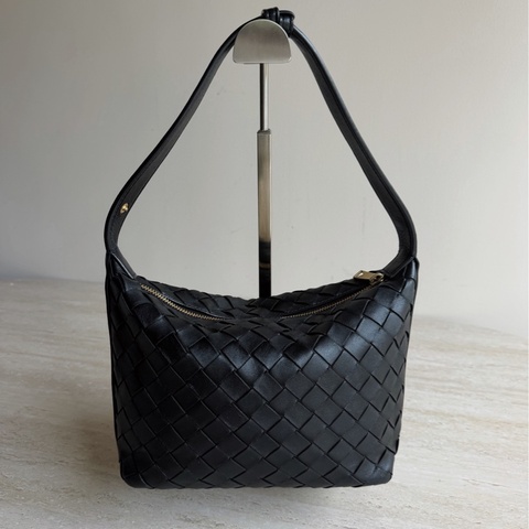 Bottega Veneta葆蝶家bv Wallace黑色編織飯盒包 尺寸20×13×9.5
