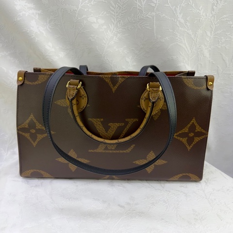 這款 Louis Vuitton OnTheGo MM