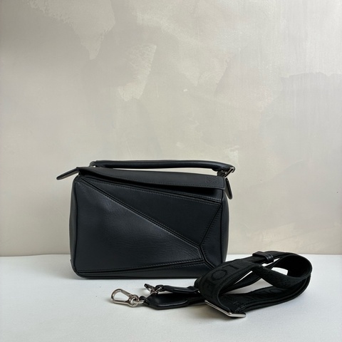Loewe羅意威 puzzle黑色 幾何包 拼圖包 牛皮革手提包