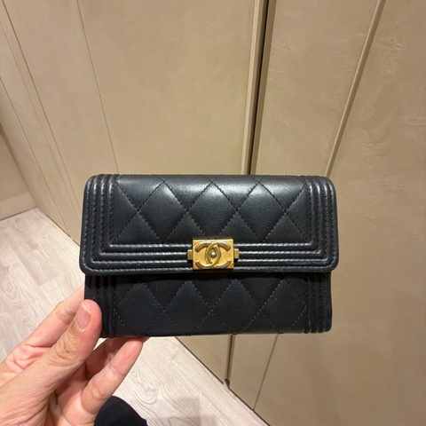 Chanel boy 中短夾