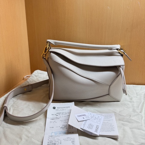 Loewe small puzzle
