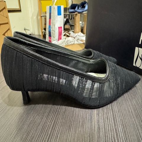 Jimmy  Choo 黑色3.5-4cm 低跟鞋