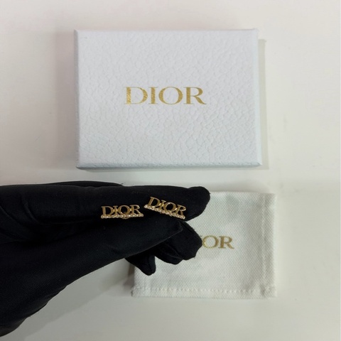 DIOR｜字母耳釘 金