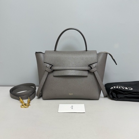 98新好成色🩶#Celine #micro小號 #灰色荔枝紋 #全皮鯰魚包  #塵袋購證
