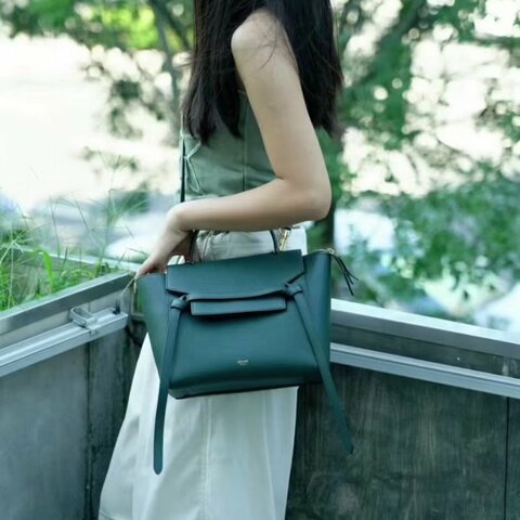 CELINE 深綠色金扣小號 鯰魚包 20*18*11 98新配件塵袋