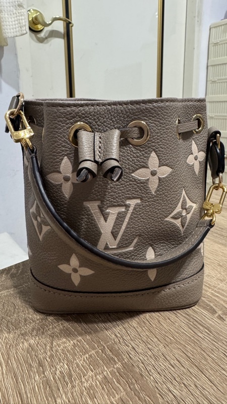 Louis Vuitton Nano Noé Bicolor Monogram Empreinte（奶茶灰