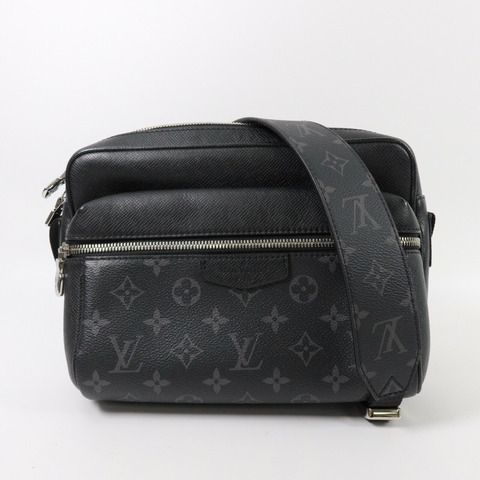 LOUIS VUITTON Monogram Eclipse Taiga Outdoor Messenger肩背袋