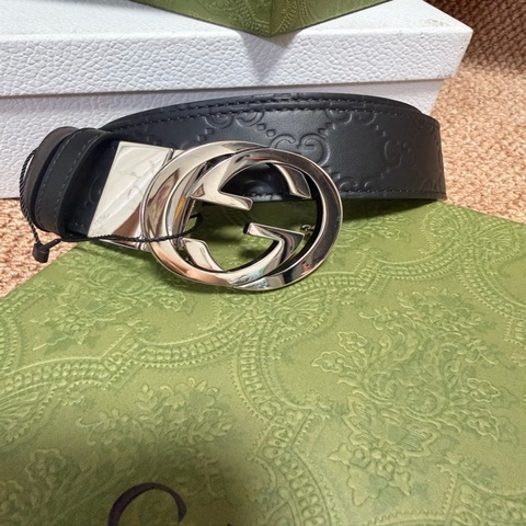 Gucci 古馳 男士皮帶 3.5cm長 105 （未使用）配盒