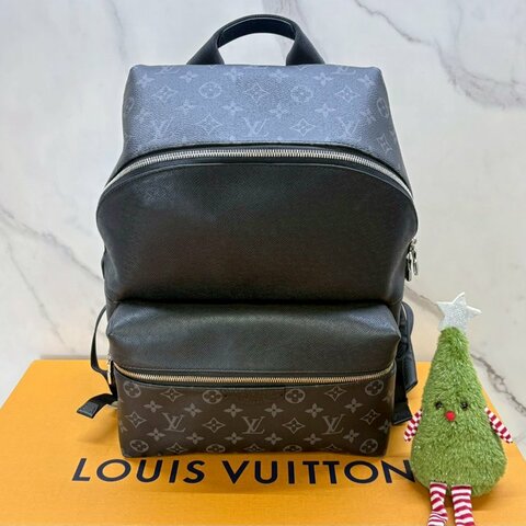LV Discovery PM黑花後背包