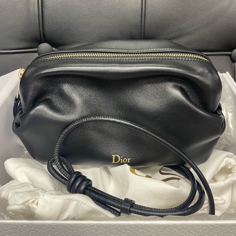 Dior 迪奧 黑色Bow 新款飯盒包  26年 肩帶可以拆卸 附件：肩帶塵袋 尺寸：20*11*8