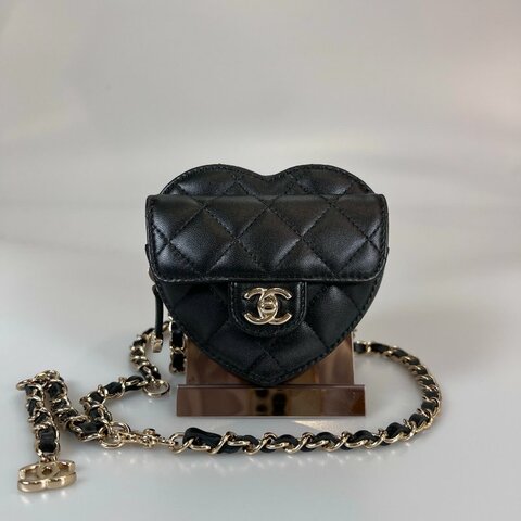 CHANEL 愛心包MINI 黑羊皮 保卡款32開