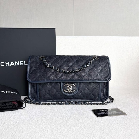 Chanel 季節款CF鏈條包 深藍色銀扣 荔枝皮 29*18*7 9新 配件 保卡 塵袋