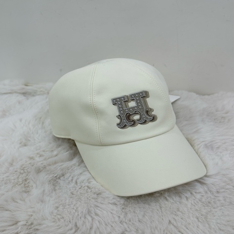 Hermes 愛馬仕女士鴨舌帽 全新吊牌，58碼