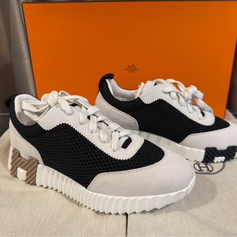 Hermes bouncing sneakers