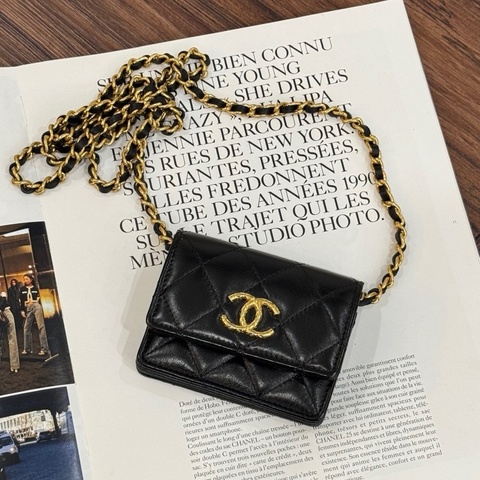 CHANEL 季節款風琴小卡包羊皮黑 AP3105/晶片款
