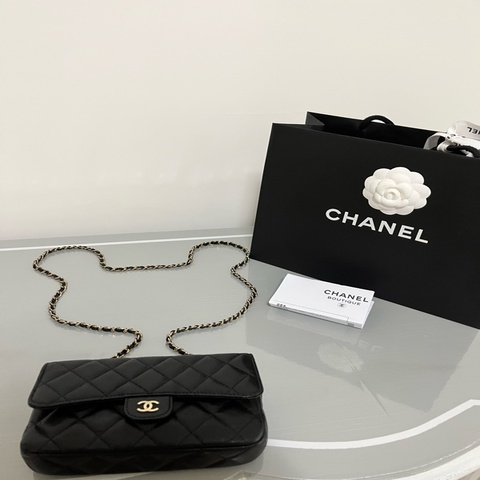 CHANEL 香奈兒 黑色荔枝皮斜背手機包｜金色CC｜WOC手機包｜附購證 全配