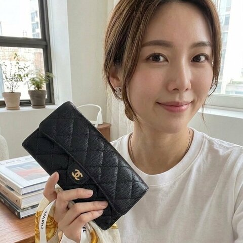 閒置未使用 新款CHANEL 黑金 信封式翻蓋長夾  芯片款