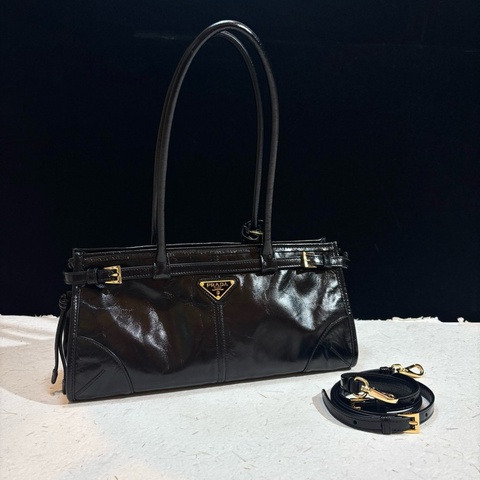 Prada/普拉達 bonnie 黑色長手柄油蠟皮soft Iux倒三角徽標手提包單肩包斜挎包
