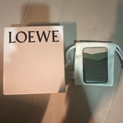 Loewe Puzzle Magnetic Leather Cardholder
