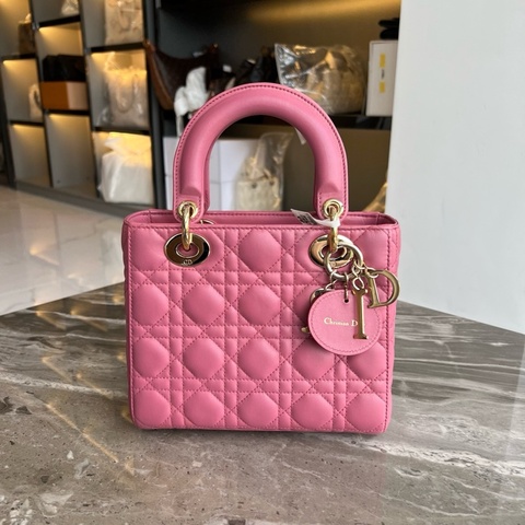DIOR迪奧 Lady Dior 淺金色飾面金屬吊飾藤格紋 羊皮革 四格戴妃包