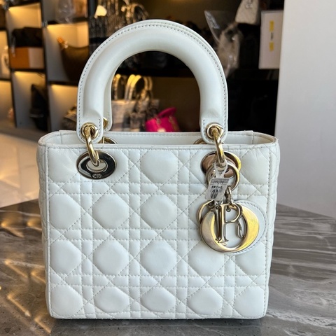 DIOR 迪奧 Lady Dior 淺金色飾面金屬吊飾藤格紋 小羊皮 戴妃包 四格小號