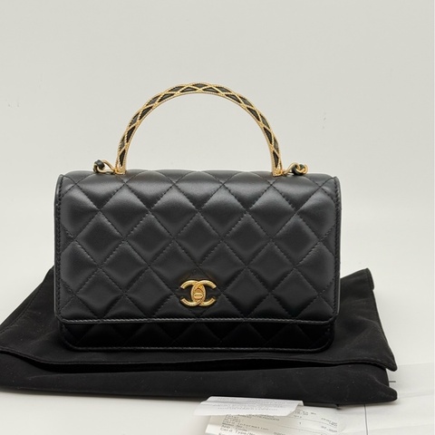 Chanel 香奈兒 23A 黑金蕾絲浮雕手柄 woc 單肩斜挎手提包  尺寸：19*12。