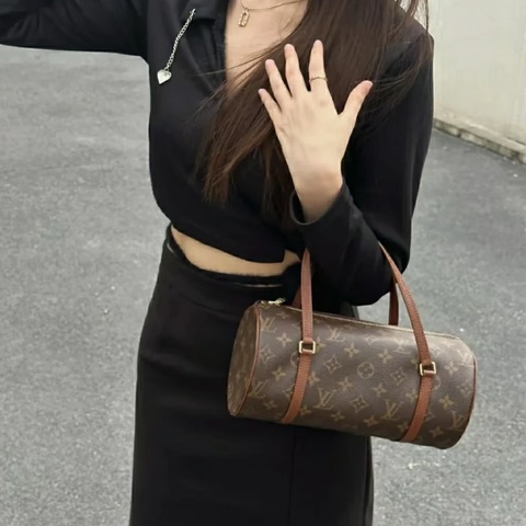 Louis Vuitton LV 經典老花 26 巴比龍 圓筒包 手拿包